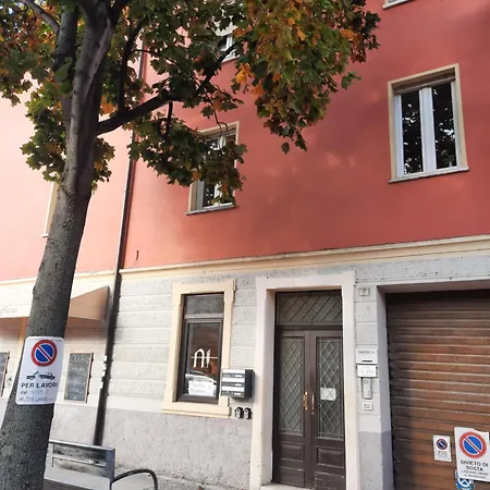 Διαμέρισμα Domus 2 *